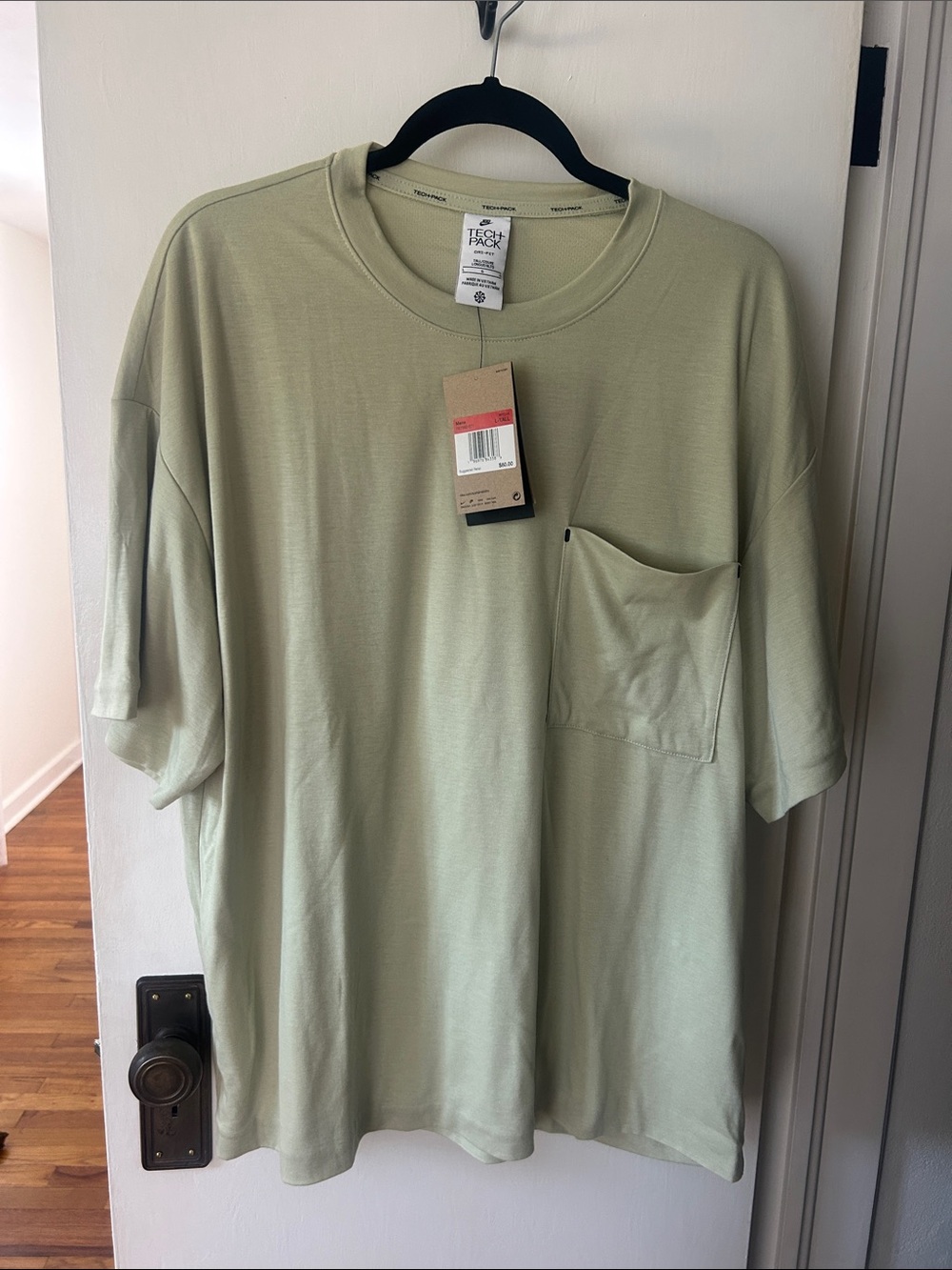 Nike Men's Pocket T-Shirt